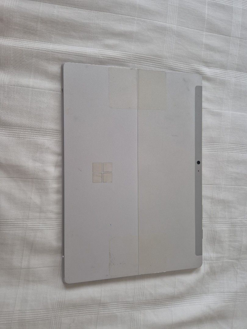 Microsoft surface 3 (Category: Laptops & Notebooks) located in Singapore. Submitted by thatrandomguy123 (Listing ID 1331464483, Image 2). Description: .