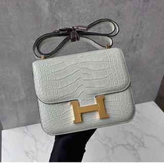 (Category: ) located in . Submitted by yourauthenticseller (Listing ID 1331456954, Image 1). Description: .