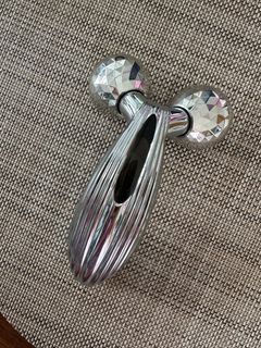 (Category: ) located in . Submitted by ohmyluxe (Listing ID 1331414938, Image 1). Description: .