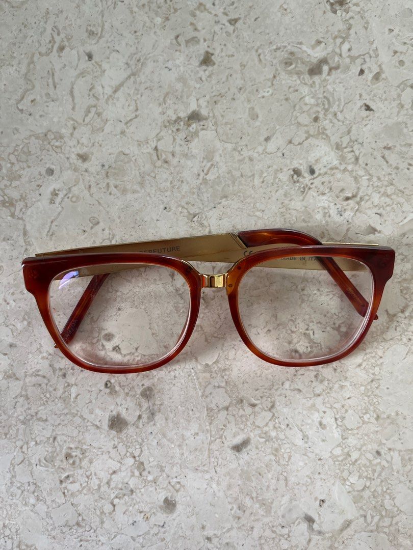 Retrosuperfuture Optical frames (Category: Sunglasses & Eyewear) located in Singapore. Submitted by experimentzero (Listing ID 1331413797, Image 5). Description: CLEARANCE PRICE! Must Go! Cool retro design - tortoiseshell and gold Made in Italy The frame needs to be re-aligned slightly at the specs shop (see last pic).