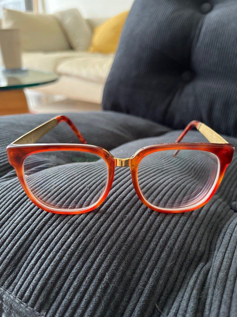 Retrosuperfuture Optical frames (Category: Sunglasses & Eyewear) located in Singapore. Submitted by experimentzero (Listing ID 1331413797, Image 1). Description: CLEARANCE PRICE! Must Go! Cool retro design - tortoiseshell and gold Made in Italy The frame needs to be re-aligned slightly at the specs shop (see last pic).