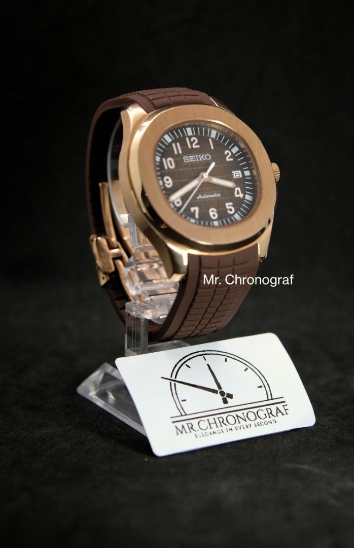 Seiko Mod Aquanat RoseGold (Category: Luxury Watches) located in Manila. Submitted by rafael_lesaguis (Listing ID 1331470941, Image 2). Description: BRANDNEW (Pre-order) Model: Seiko Mod Aquanat RoseGold Movement: Seiko NH35 Automatic TMI version with winding and hacking feature Case and Strap: 40mm 904L Stainless Steel version (better than 316) & 904L Oyster Type strap Dial: Seiko logo, Aquanaut Style Chocolate Glass: Sapphire scratch resistant 