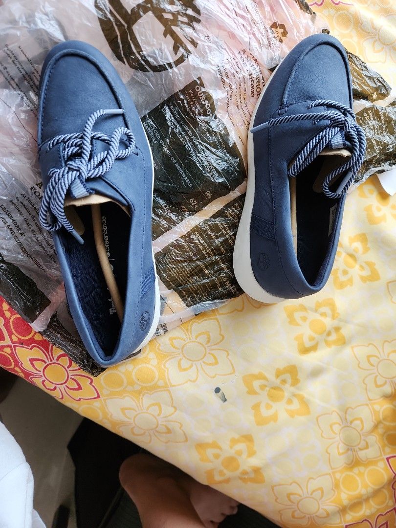 Shoes timberland never used, 女裝, 鞋, 拖鞋 Carousell