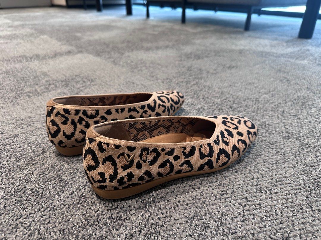 Vivaia leopard print ballet flats size 38