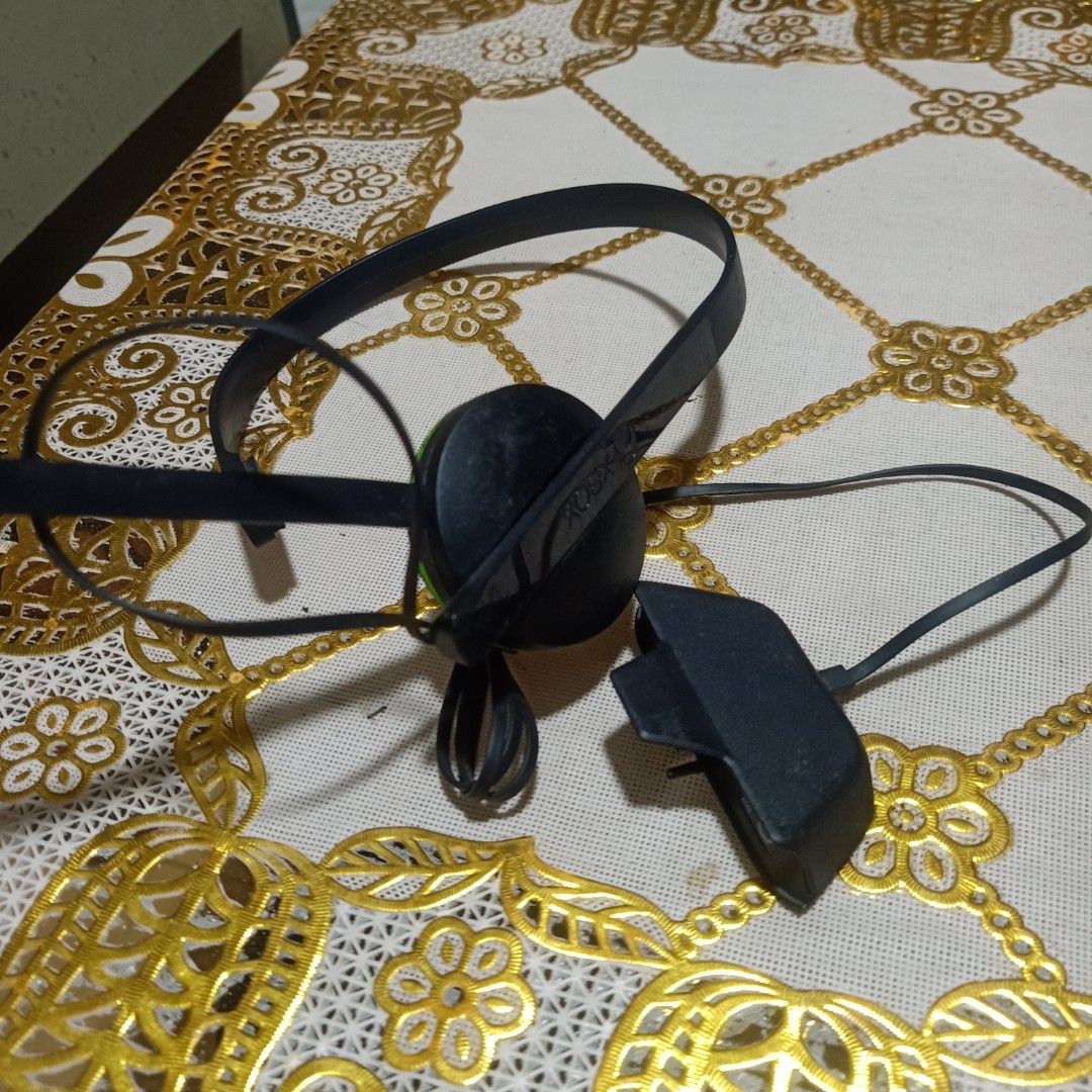 Xbox one live headset, Video Gaming, Video Games, Xbox on Carousell