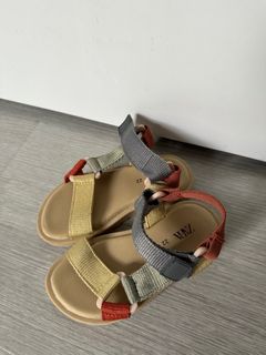 （分類：）位於 。 由 elsasael 提交（商品編號 1331467846，圖片 1）。簡介： 。