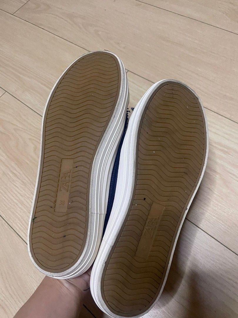 Zara Shoes size38, 女裝, 鞋, 平底鞋 Carousell