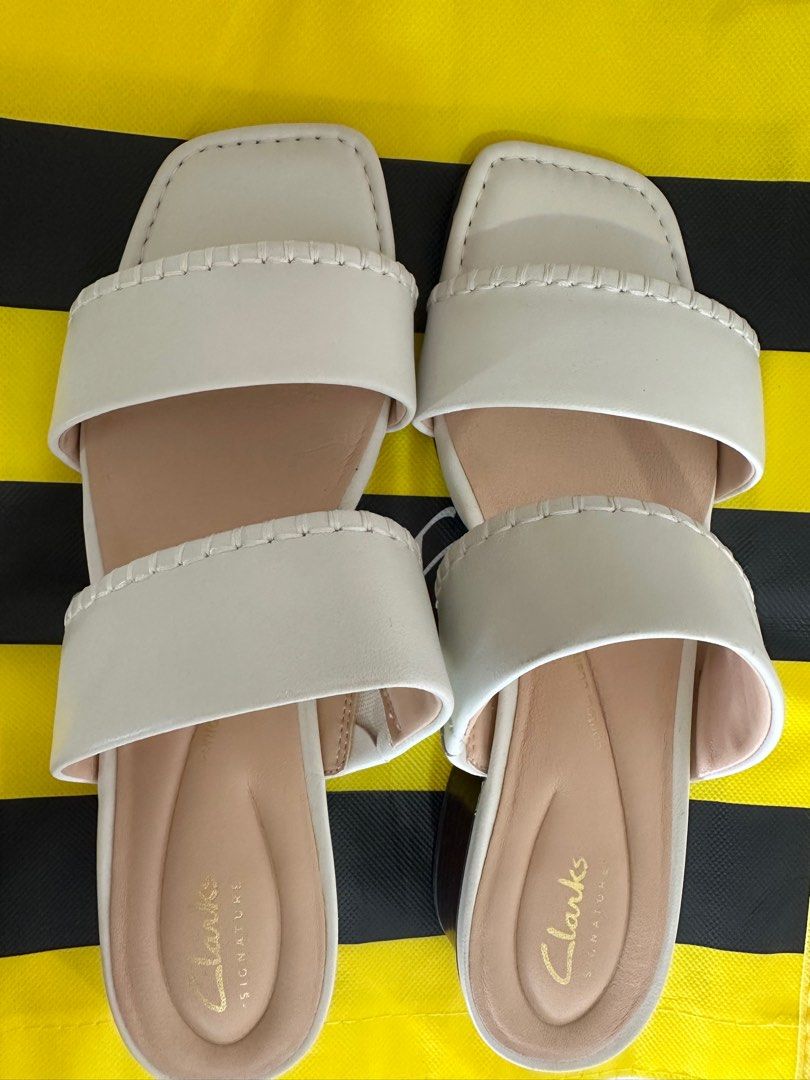 Almost new authentic Clark sandal