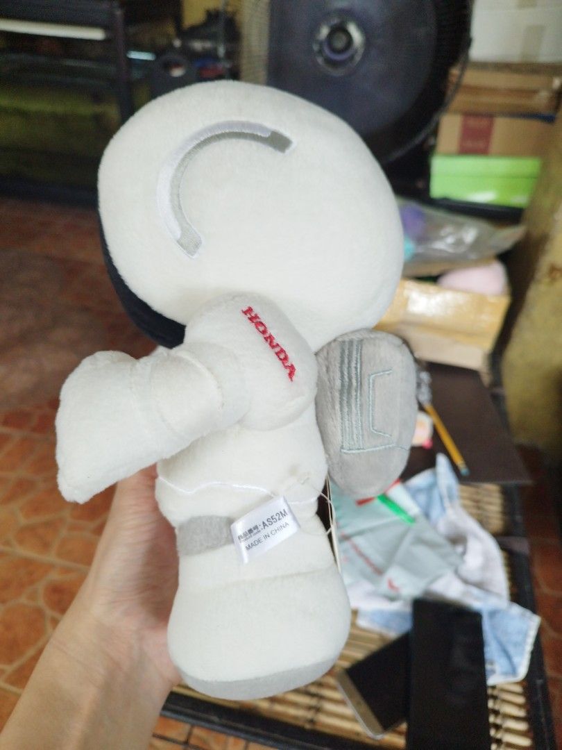 Honda Asimo articulated arms (Category: Vehicle & Diecast Models) located in Marikina City. Submitted by chadxiii (Listing ID 1331630010, Image 2). Description: gcash payments location marikina lalamove or jnt.