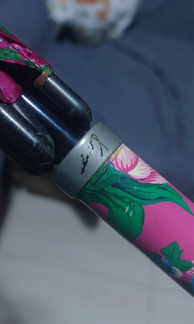 Authentic Kenzo Umbrella (Category: Umbrellas) located in Polomolok. Submitted by dkljapansurplus (Listing ID 1331669478, Image 2). Description: .