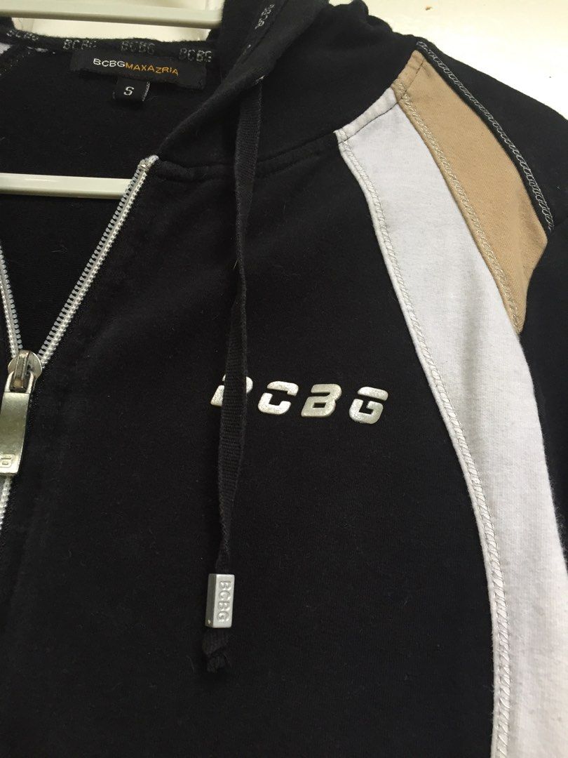 🕊️Free! BCBG Max Azria Black Jacket with hood (Category: Coats, Jackets and Outerwear) located in San Pablo. Submitted by restoredchic (Listing ID 1331666311, Image 2). Description: Free for a minimum purchase of 500 pesos BCBG Open Front Jacket Size Black Size Small Fit for Small Measurements : Lay Flat ( in Inches) Length- 23” Chest- 14” Bottom Width- 16” Sleeves - 24” Material: 95% Cotton 5% Spandex Features: •Style Profile: Essential, Cozy, 