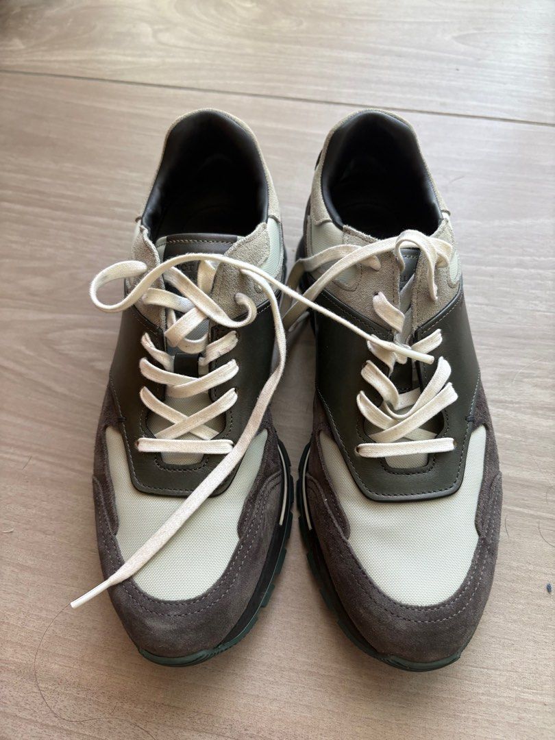 Berluti Size 7.5 （分類：波鞋）位於 Hong Kong。 由 tinaflyingsky 提交（商品編號 1331584142，圖片 1）。簡介： 。