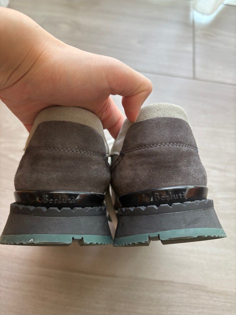 Berluti Size 7.5 （分類：波鞋）位於 Hong Kong。 由 tinaflyingsky 提交（商品編號 1331584142，圖片 3）。簡介： 。