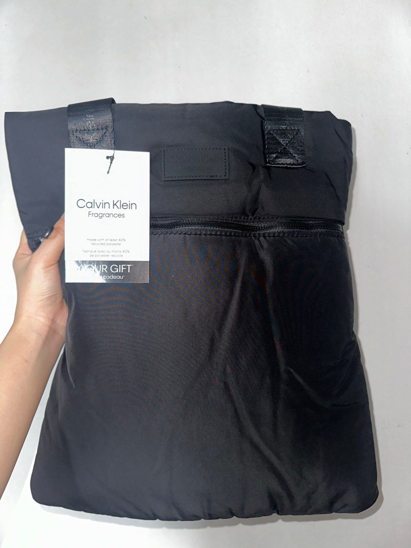 calvin klein laptop sleeve Computers Tech Parts Accessories Laptop Bags Sleeves on Carousell