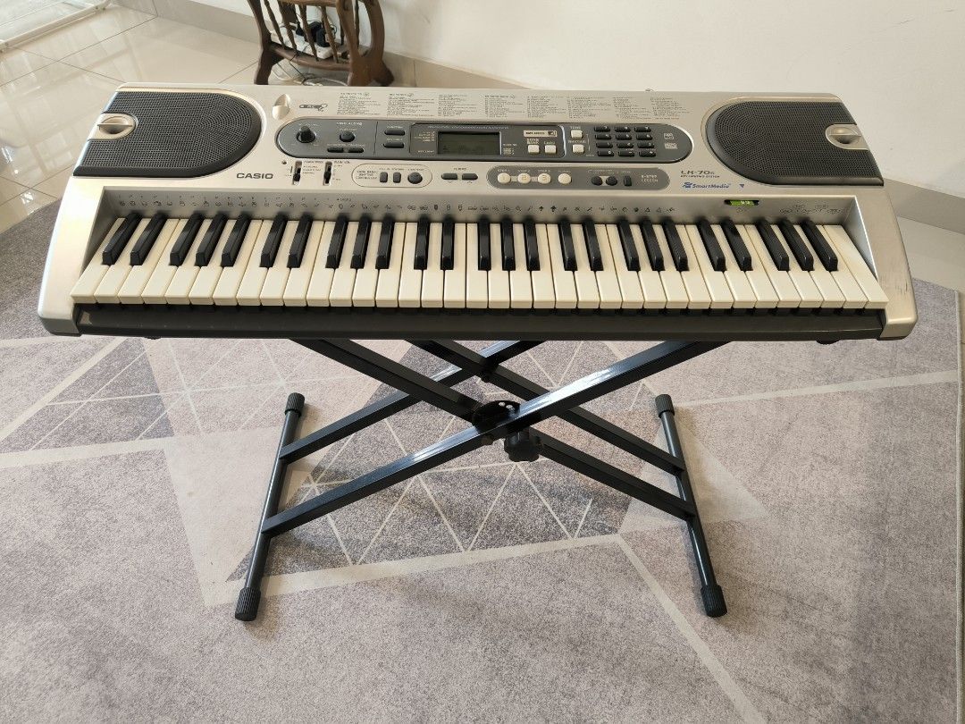 Casio LK 70S Piano Keyboard