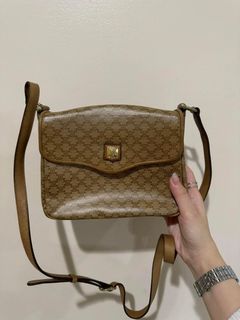（分類：）位於 。 由 phiny18 提交（商品編號 1331730220，圖片 1）。簡介： 。