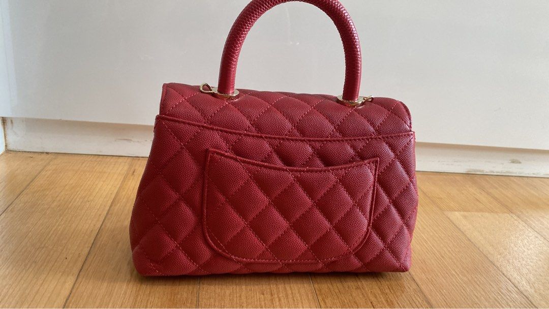 Chanel coco handle small, red, 2022 (Category: Bags & Wallets) located in Singapore. Submitted by laeticia_w (Listing ID 1331622002, Image 2). Description: very good condition like new. no damage no scratch no scuff no discoloration.