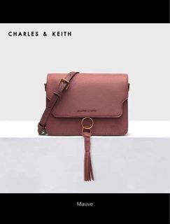 CHARLES & KEITH Tassel Detail Crossbody Bag (Mauve) 秋冬流蘇麂皮斜背包斜孭袋（紫紅色）64218457106434110