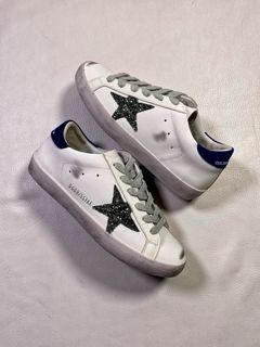 (Category: ) located in . Submitted by sneakers.factory (Listing ID 1331694791, Image 1). Description: .