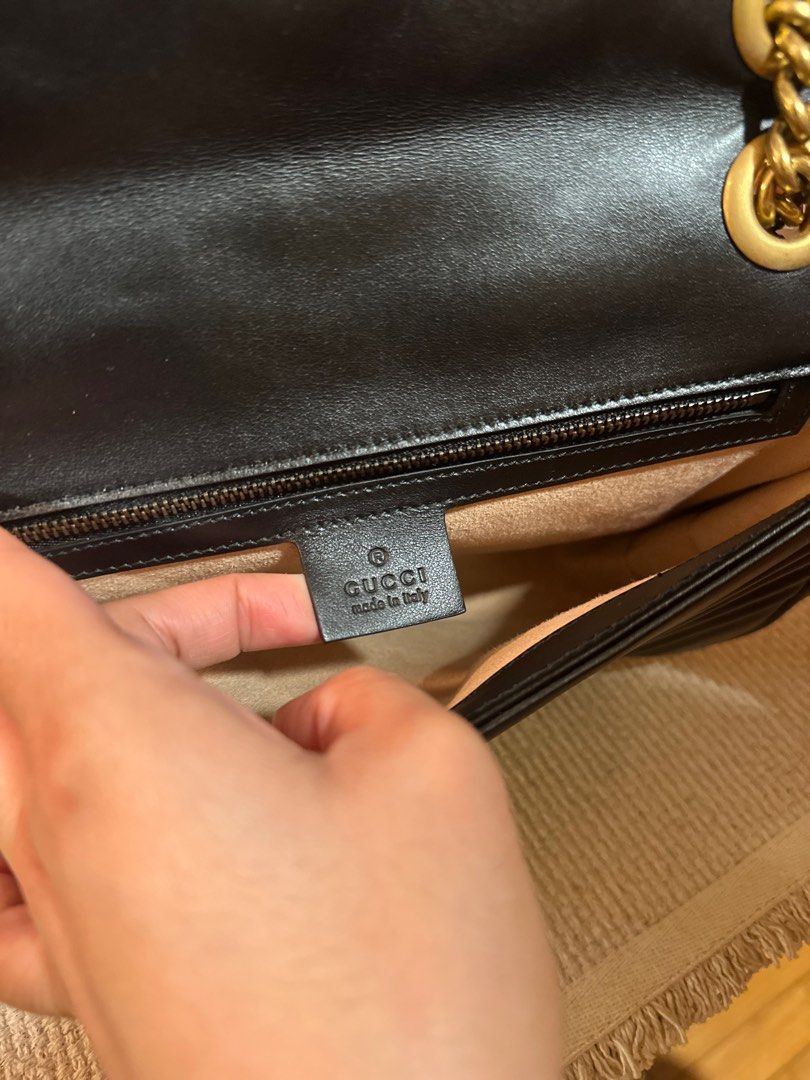 Gucci GG Marmont Medium Shoulder Bag (Category: Luxury Bags & Wallets) located in Legazpi City. Submitted by preloved.lgzp (Listing ID 1331578604, Image 3). Description: Gucci GG marmont medium shoulder bag 💯% Authentic 10/10 condition with dustbag & care card only no dents/damage Bought in US for 1,980$ (108k pesos) arrival in ph is on dec 4, 2024 .