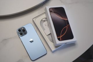 （分類：）位於 。 由 oksalguod 提交（商品編號 1331630433，圖片 1）。簡介： 。