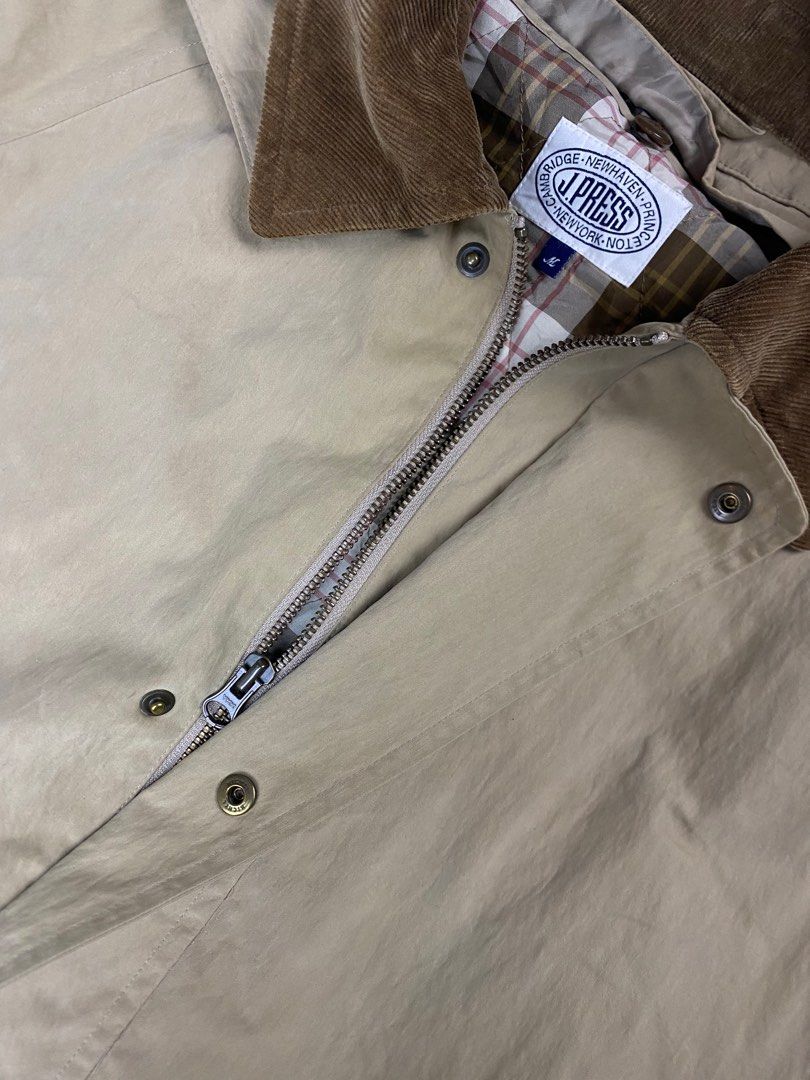 Jpress Bedale Style Parka Jacket (Category: Coats, Jackets and Outerwear) located in Roxas City. Submitted by fadesandpatinas (Listing ID 1331672750, Image 3). Description: Jpress Bedale Style Parka Jacket Tagged Medium Measurements : Pit - 23” Length - 32” Shoulder - Raglan 18-19” estimate Sleeve - Estimate 23” Made in China Removable Quilted Tartan Liner and Hood 2 Front Pockets Corduroy Collar Need wash, some stain at the back. ₱ 2,880.00.