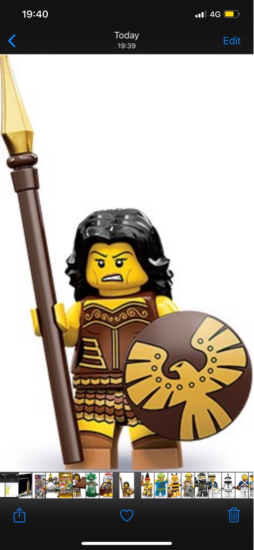 Lego minifigure warrior woman 2025