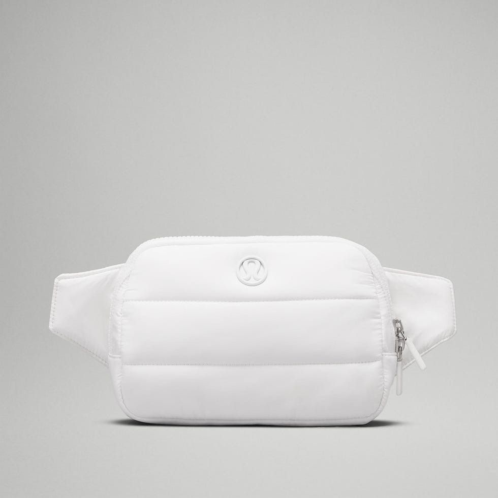 Lululemon Everywhere Belt Bag 2L Liter Original Large White Wunder Puff  Unisex Women Men Sling Bag