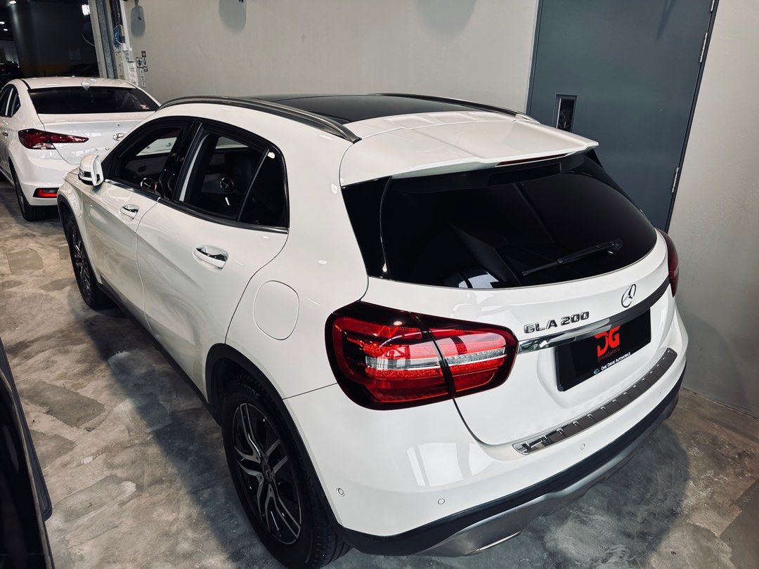 Mercedes-Benz GLA-Class GLA200 (A)62872684511489114
