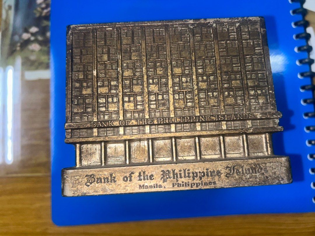 Metal coin BPI (Category: Currency) located in Cebu City. Submitted by houseofprague (Listing ID 1331633736, Image 2). Description: Rare BPI metal coin box.