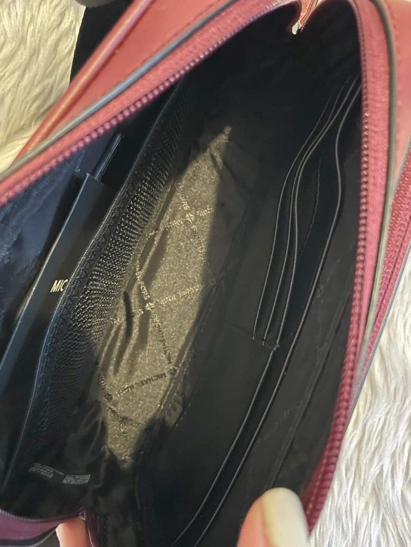 MK COOPER BELT BAG IN CHERRY RED (Category: Luxury Bags & Wallets) located in San Pedro. Submitted by anne.studio (Listing ID 1331656788, Image 3). Description: BRAND NEW AUTHENTIC ON HAND READY TO SHIP.