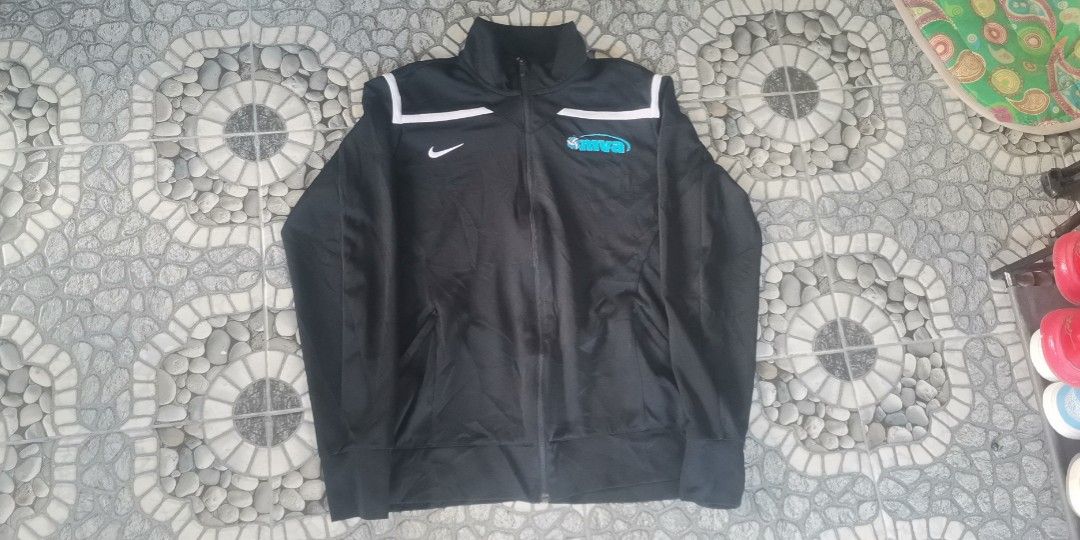 NIKE OMV TRACK JACKET (EMBROIDED) (Category: Coats, Jackets and Outerwear) located in Maria Aurora. Submitted by thriftteeth (Listing ID 1331616898, Image 1). Description: NO ISSUE EXELLENT CONDITION SIZE L-XL SLIGHTLY NEGOTIABLE.