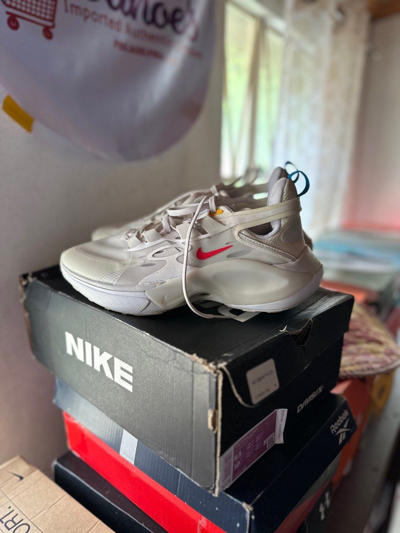 Nike Signal D/MS/X (Category: Sneakers) located in Bauang. Submitted by bamarn (Listing ID 1331661440, Image 2). Description: Original/Brandnew- Nike Signal D/MS/X Size 8.5 Women’s Size 10 Mens .