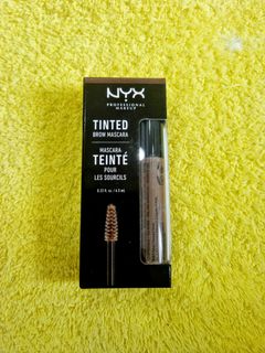 (Category: ) located in . Submitted by luxeclassyshop (Listing ID 1331604710, Image 1). Description: .