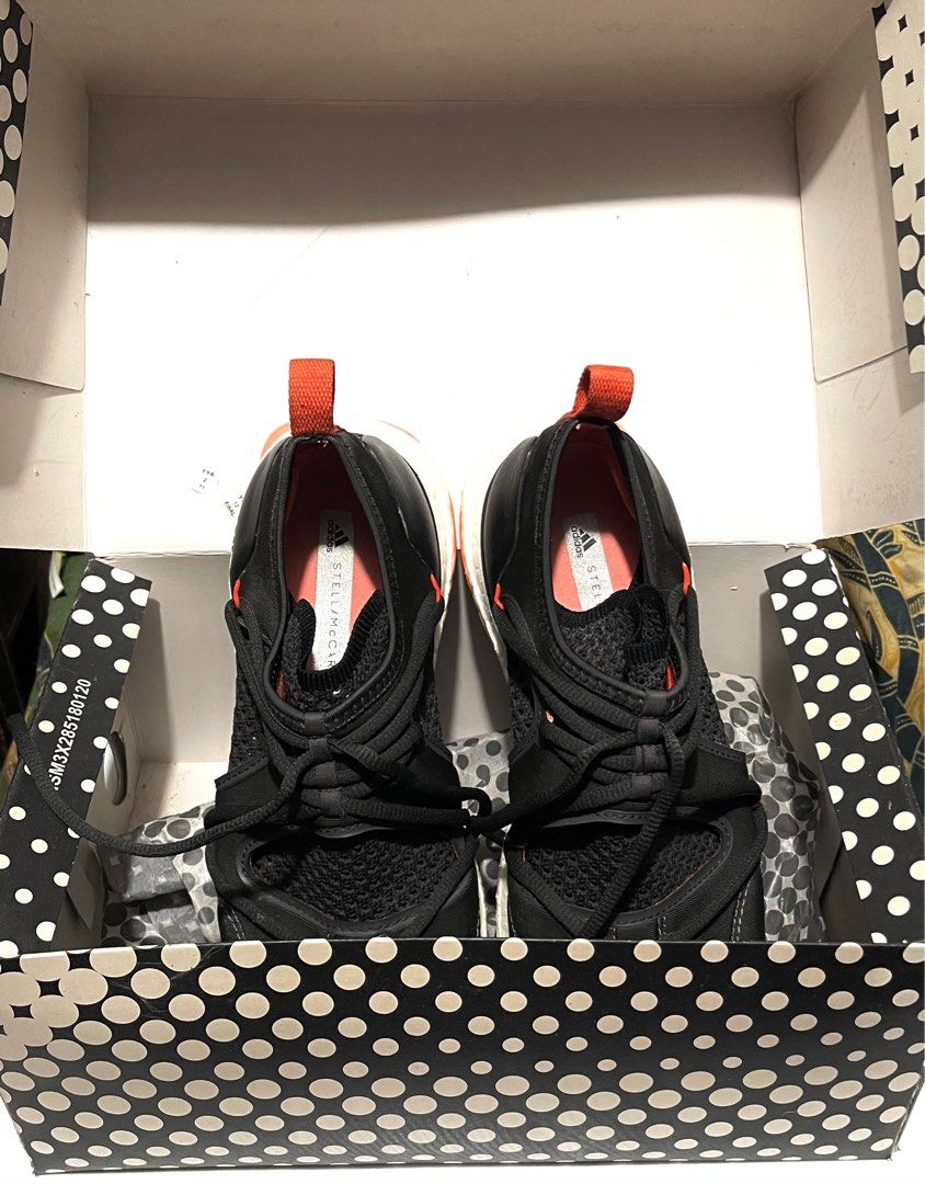 Preloved Adidas Stella McCartney Shoes (Category: Sneakers) located in Angono. Submitted by kasstuff (Listing ID 1331734064, Image 2). Description: Adidas Stella McCartney Shoes Preloved Size 6 or 23cm Decluttering.