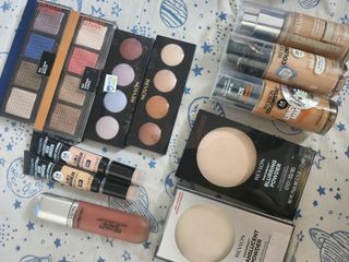 (Category: ) located in . Submitted by decluttermebylynne (Listing ID 1331568584, Image 1). Description: .