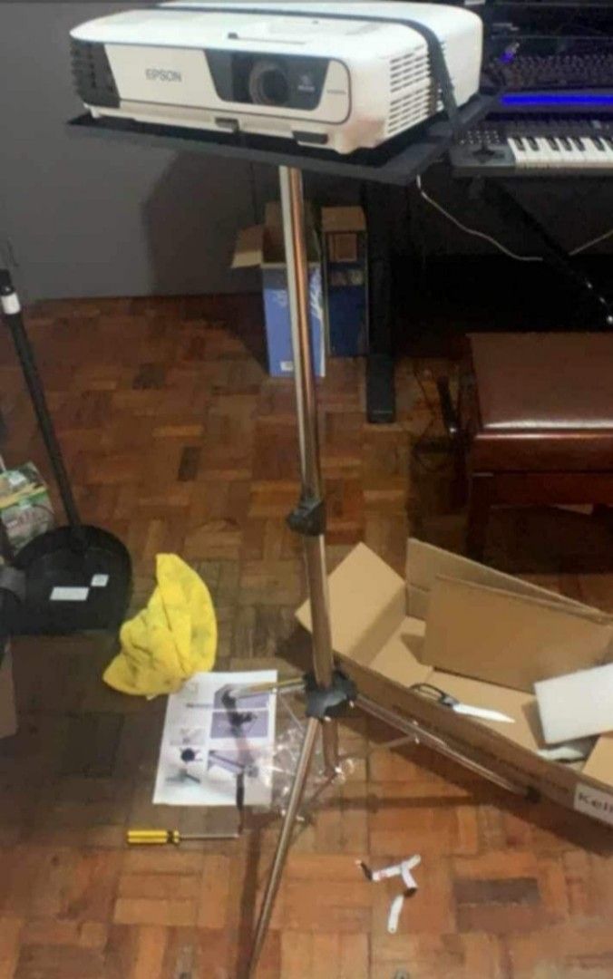 Projector Stand (Category: Office & Business Technology) located in Quezon City. Submitted by goodviberco (Listing ID 1331666351, Image 1). Description: .