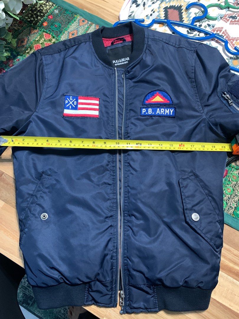 Pull & bear jacket (Category: Coats, Jackets and Outerwear) located in Kuala Lumpur. Submitted by aidilfasha (Listing ID 1331640816, Image 3). Description: Brand new Size s.