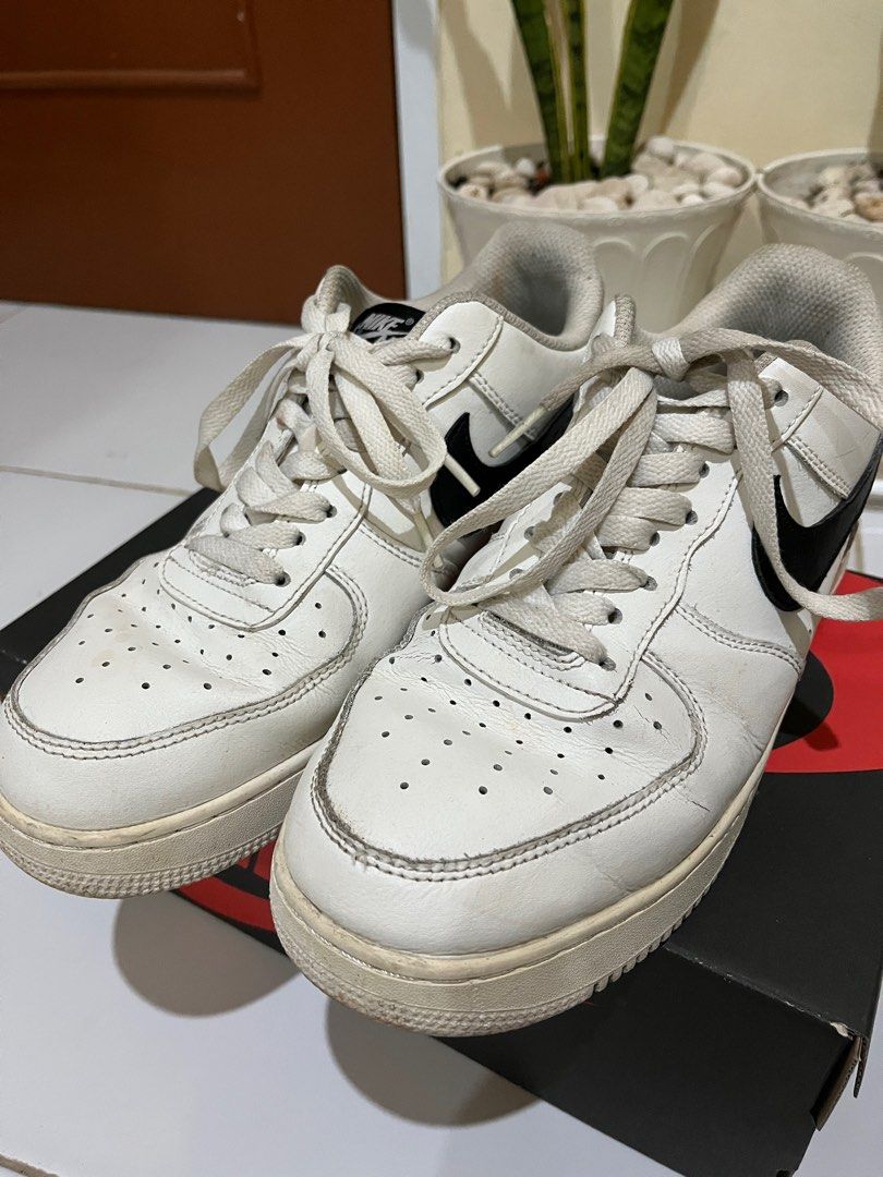 Sepatu Nike Air Force Second, Fesyen Pria, Sepatu Sneakers di