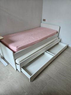 (Category: ) located in . Submitted by sofeline (Listing ID 1331613194, Image 1). Description: .