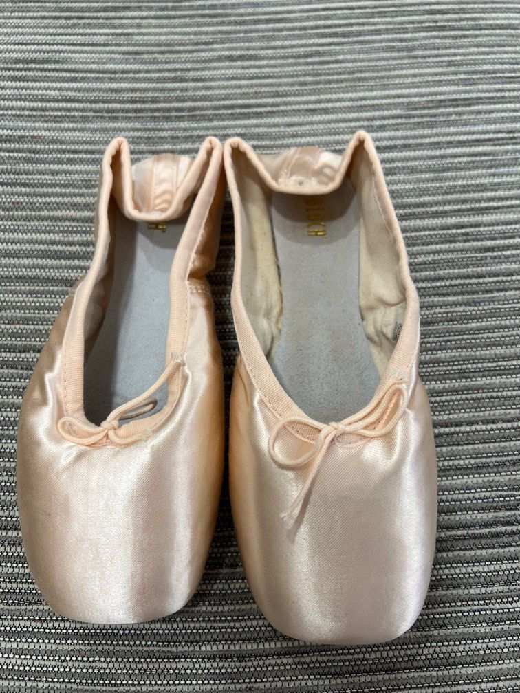 Sonata pointe shoes sales