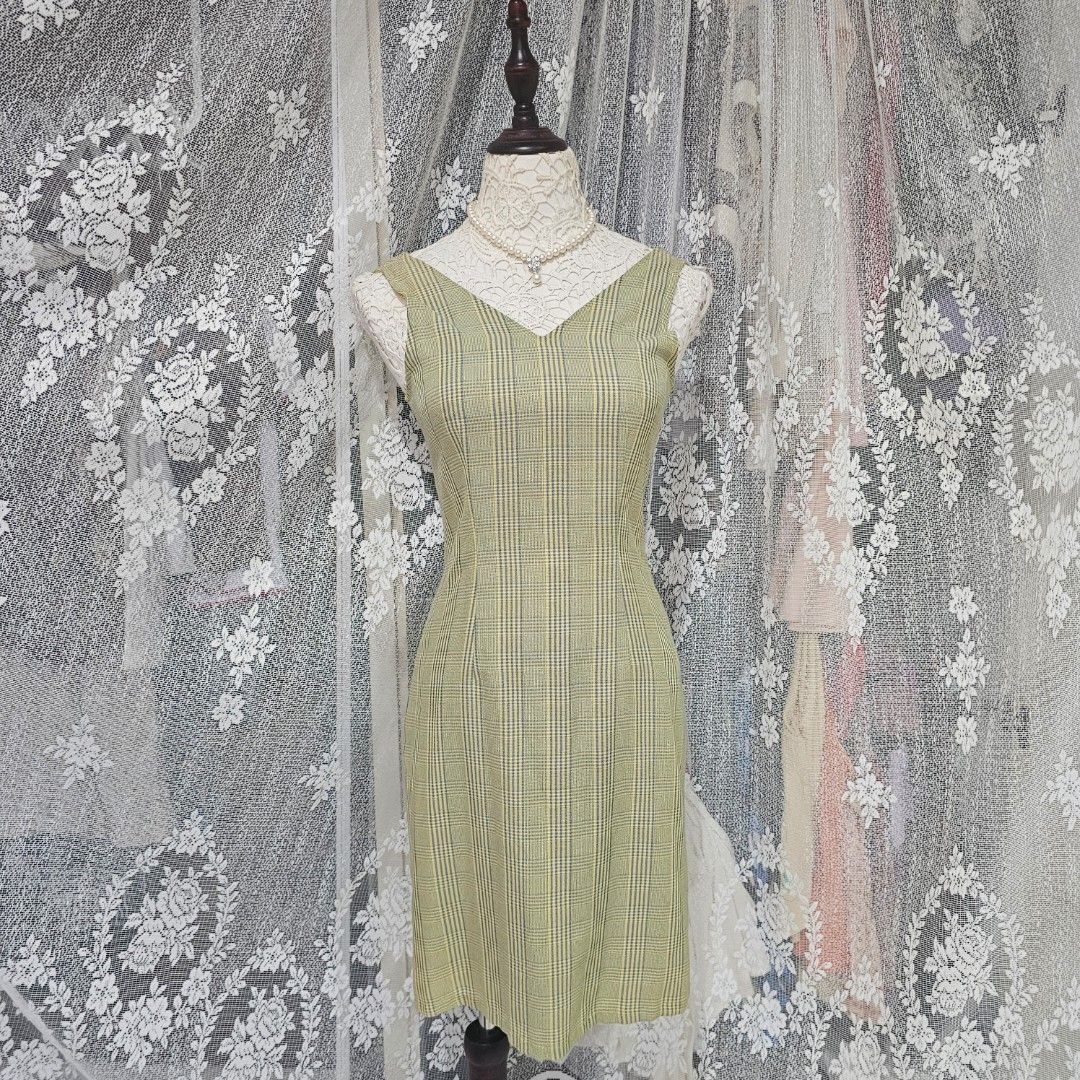 princess polly baby blue dress Sz XXS retro 90s yellow checkered plaid nova sleeveless mini dress, Women's  Fashion, Dresses & Sets, Dresses on Carousell