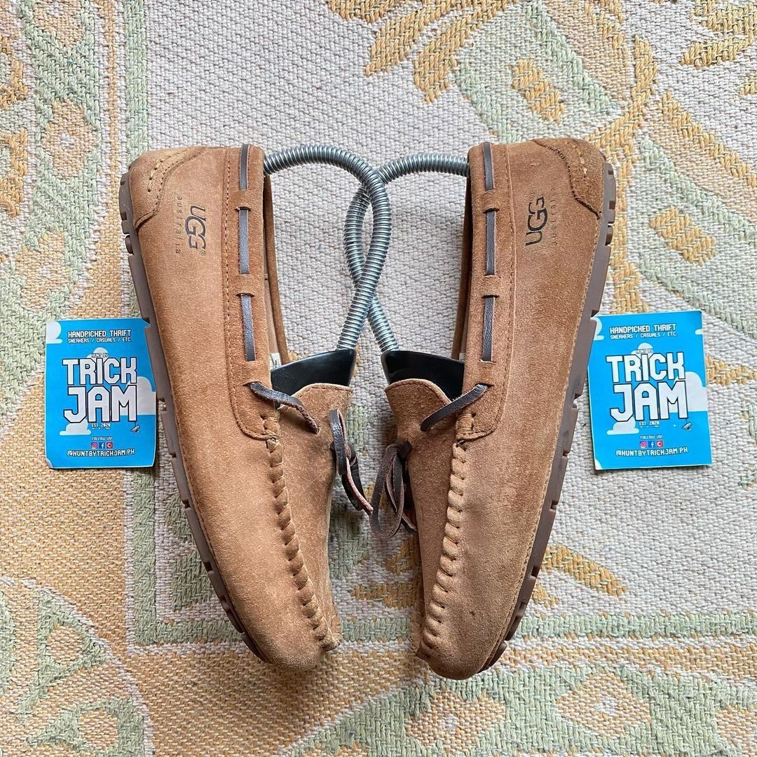 Ugg ryder moccasins top
