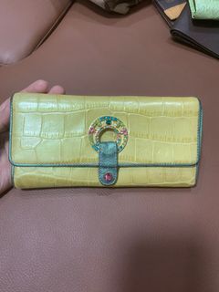 Affordable vincis bench wallet For Sale Carousell Philippines