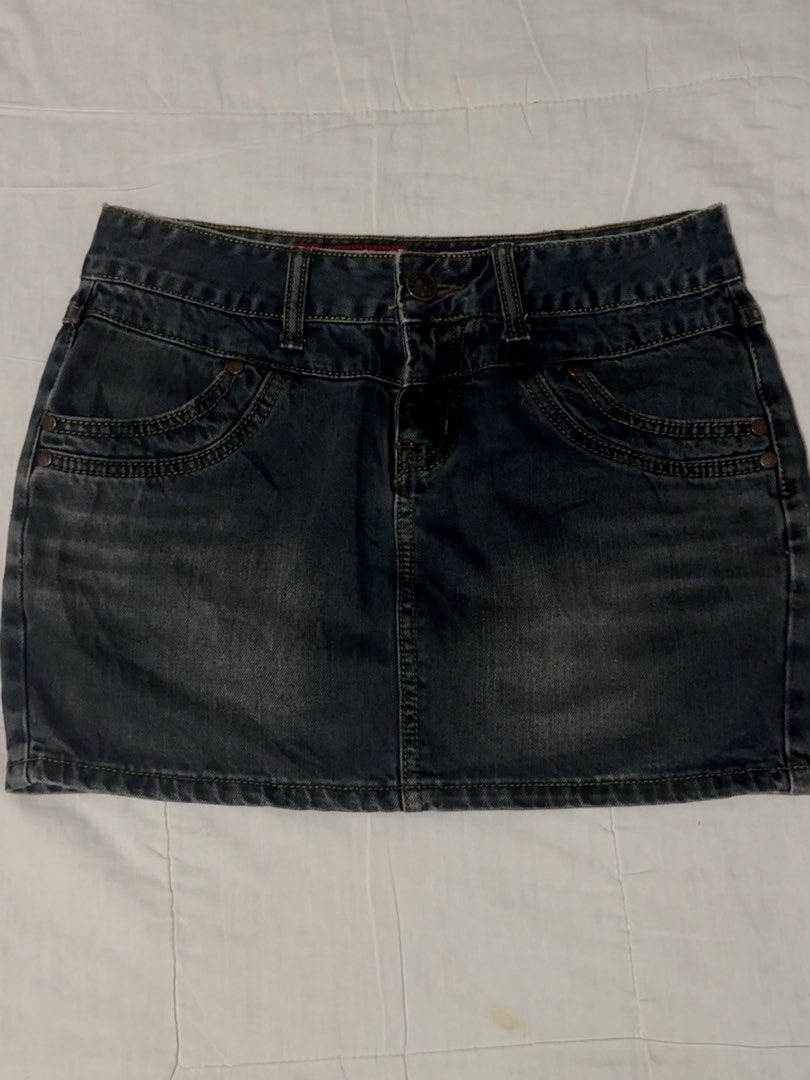 Vintage Levi black denim skirt