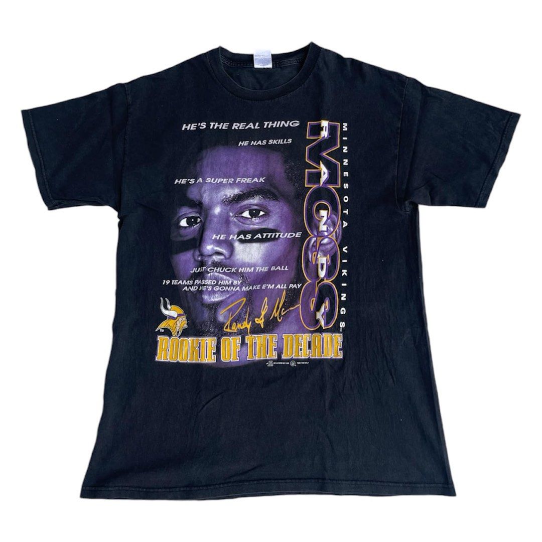 Vintage Rare 90s Randy Moss (NFL Player) (Category: Tshirts & Polo Shirts ) located in Magalang. Submitted by surebin (Listing ID 1331691921, Image 1). Description: Vintage Rare 90s Randy Moss of Minnesota Vikings (Rookie of the Decade) XL | 23x30 Unique Tag Dated 1998 NFLP Very good condition Definitely a pretty piece Dm me if you’re interested!.