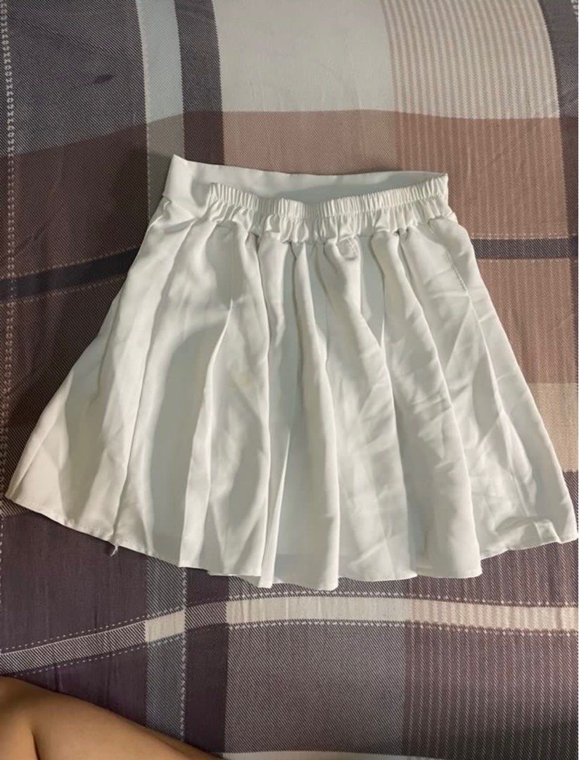 White tennis skirt (Category: Skirts) located in Malabon City. Submitted by krishaaec (Listing ID 1331670305, Image 2). Description: - used once only for halloween party (see last pic for when worn) - may shorts underneath .