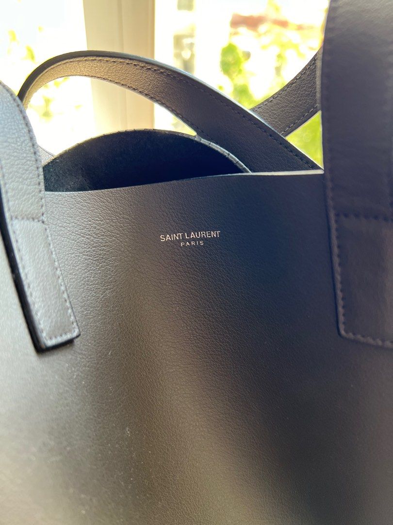 YSL SAINT LAURENT TOTE, 名牌, 手袋及銀包 Carousell