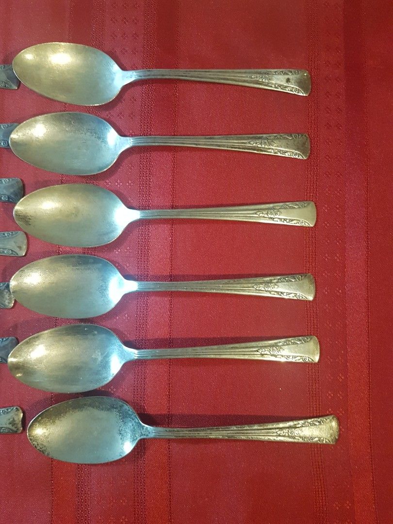 Camelia silver plate spoon top