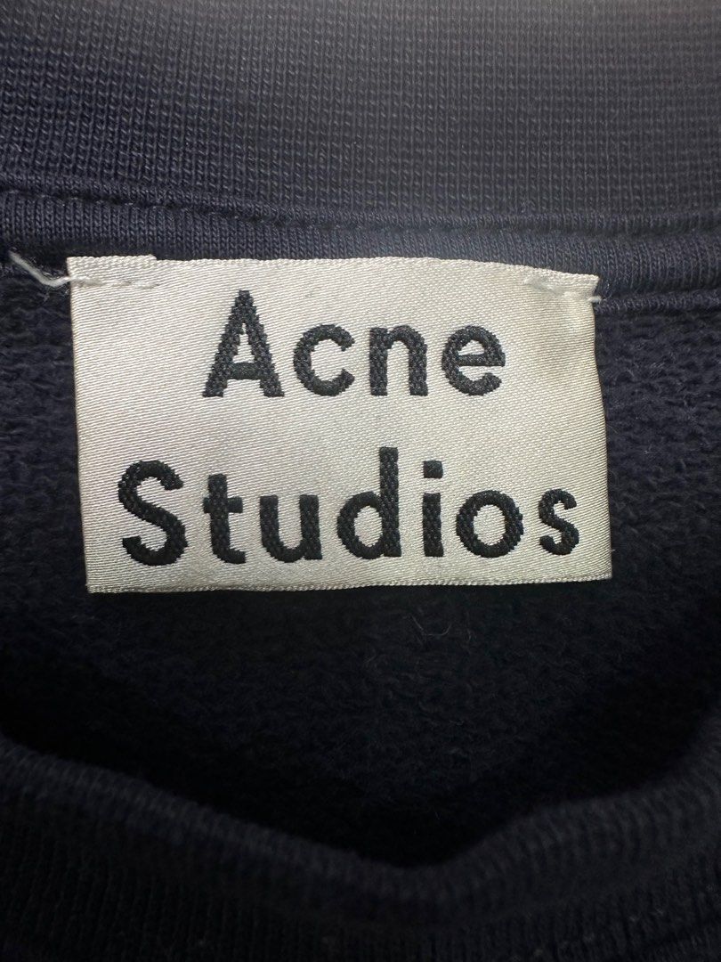 ACNE STUDIOS | Casey Emoji Sweater (Category: Longsleeves) located in Lapu Lapu. Submitted by nervecloset (Listing ID 1328746605, Image 3). Description: ACNE STUDIOS | Casey Emoji Sweater Medium on tag W = 19.5 inches L = 24.5 inches Very good condition 2650 + sf.